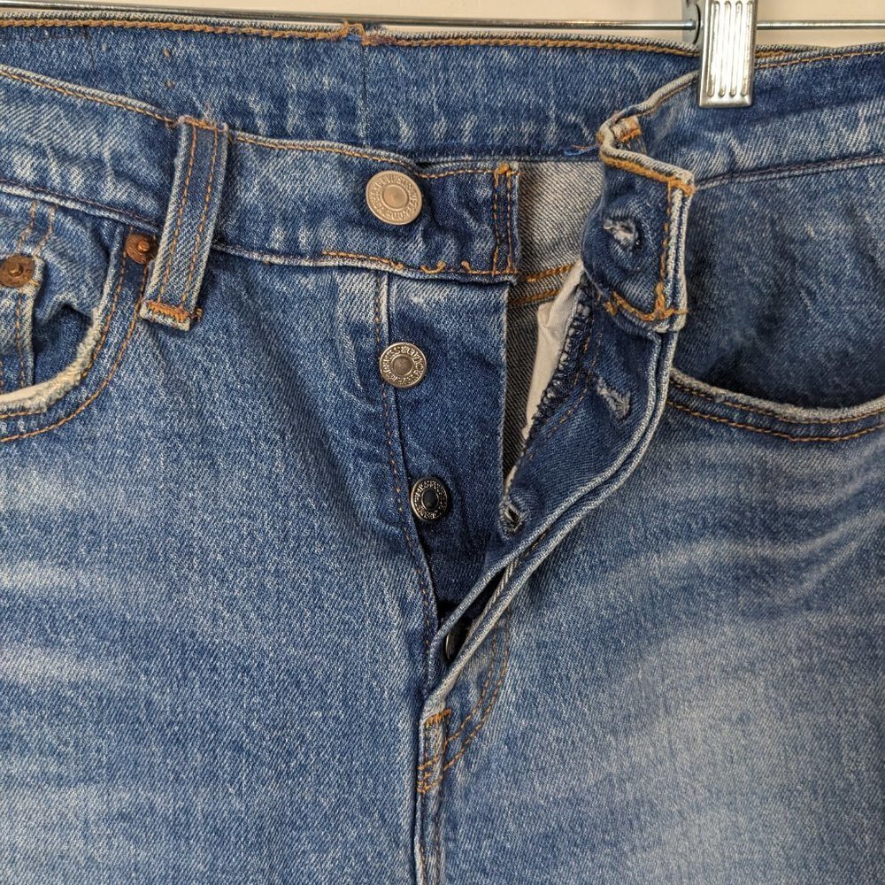 Levi's High Rise Straight Ripped Jeans - Picture 9 of 10